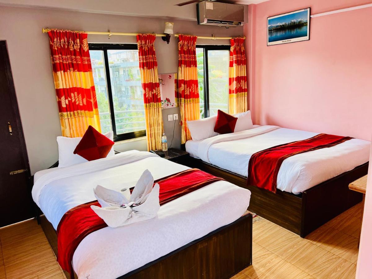 Hotel Donosti Pokhara Exterior foto