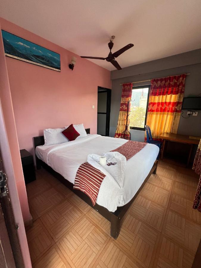 Hotel Donosti Pokhara Exterior foto